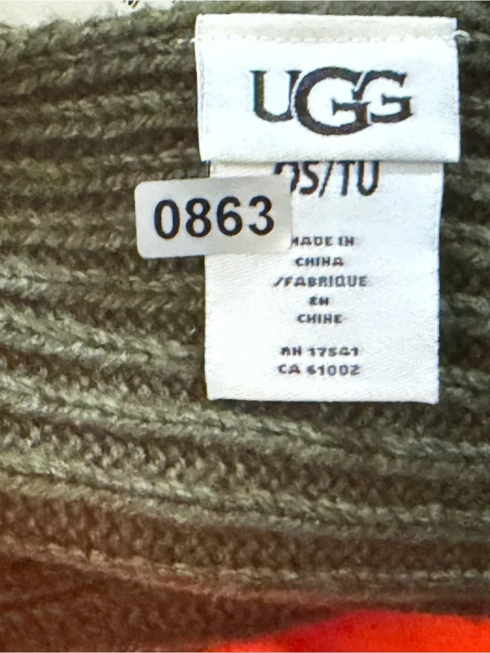 NWT UGG Olive Green Ribbed Knit Scarf OS Cozy Winter